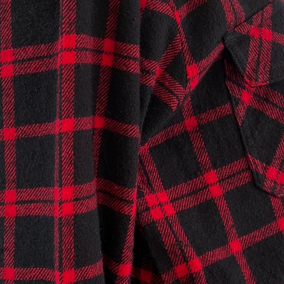 NWT beachlunchlounge Heavy Flannel Easton Shacket in Ski Patrol Plaid - Picture 10 of 11